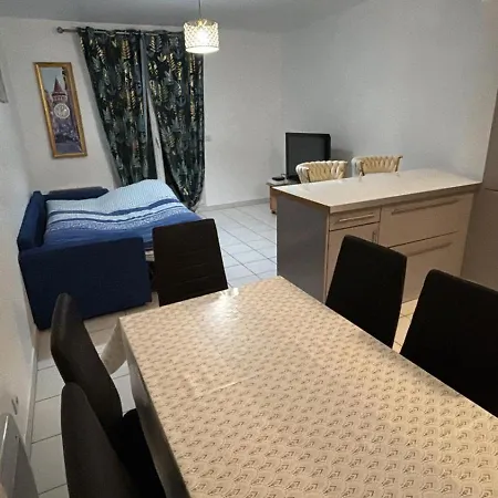 Hébergement de vacances Maison A Côté De *