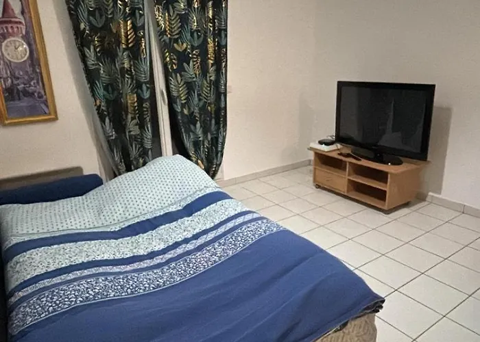 Maison A Côté De Hébergement de vacances Chessy (Seine-et-Marne)